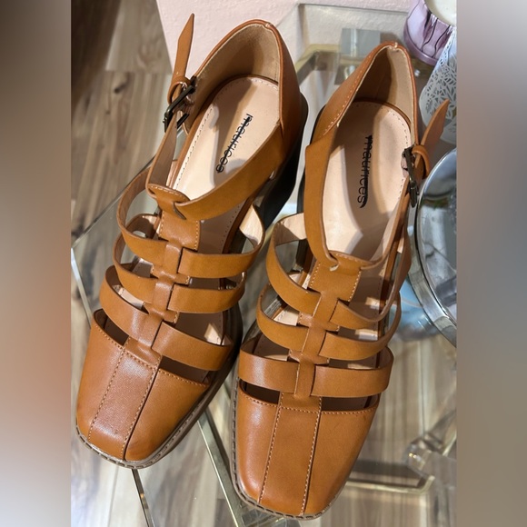 Maurices Tan Leather Gladiator Sandals - Picture 3 of 13